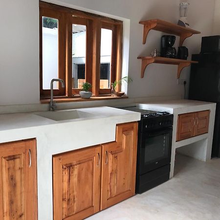 Poya Villa Ахангама Екстериор снимка